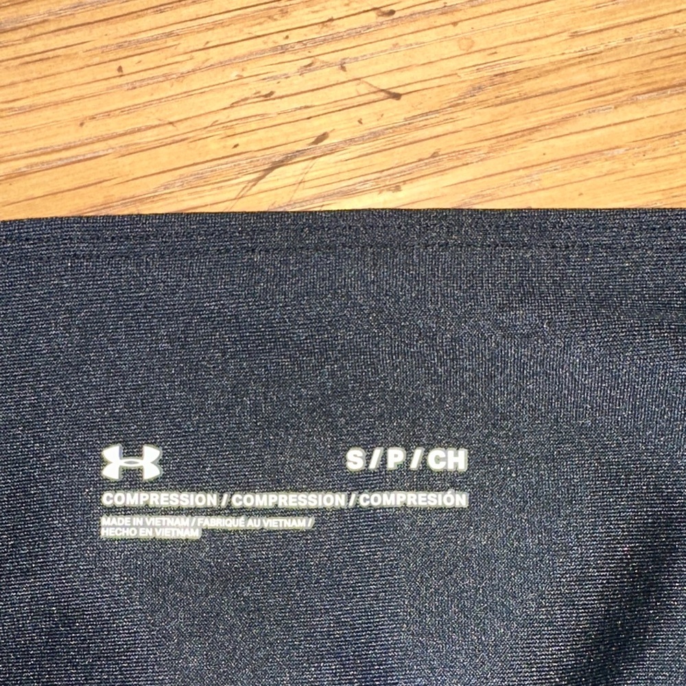 Under Armour Compression High Rise Leggings - Picture 6 of 6